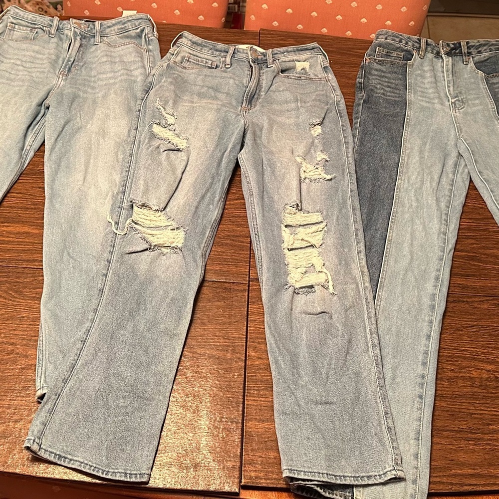 PacSun & Hollister Trendy Distressed Light Wash Jeans Trio